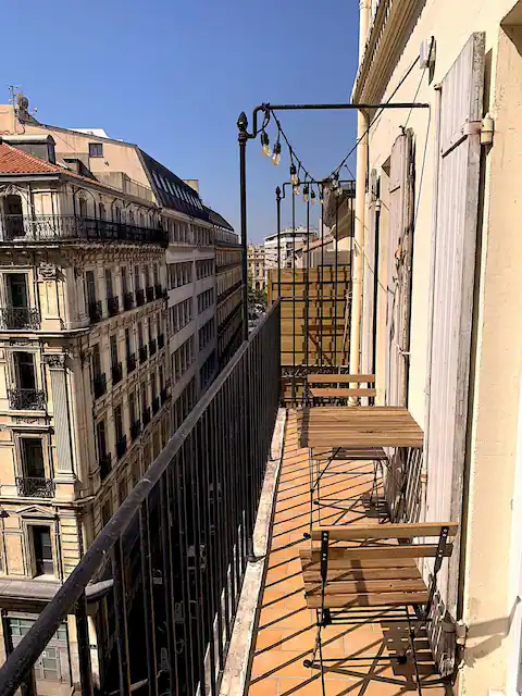 Canebière F1 Grand studio avec balcon898e505e-c2d2-437e-a4c5-2690dc5f5814